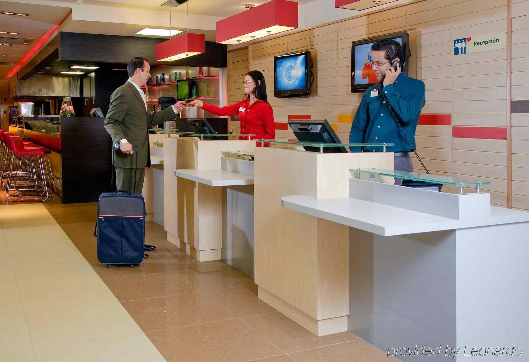 Ibis Hermosillo Luaran gambar