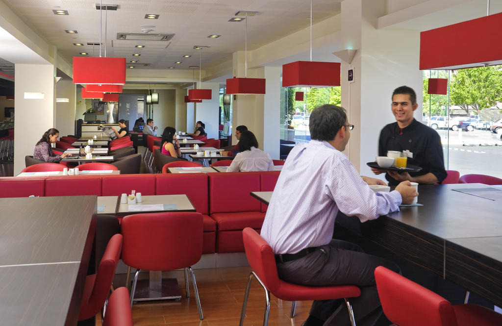 Ibis Hermosillo Luaran gambar